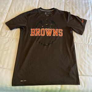 Cleveland browns dri-fit Nike shirt